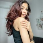 Ashvini Jegathesan Instagram - Brightening body scrub made from pure salt mixed with natural tamarind . This gentle body scrub helps to lighten the skin tone . Creates a great fragrance, refreshes the body and skin and brighten the skin naturally 💯✨ Dm @belovedskincare.my for further details and check them out for more skincare products !