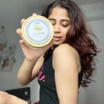 Ashvini Jegathesan Instagram - Brightening body scrub made from pure salt mixed with natural tamarind . This gentle body scrub helps to lighten the skin tone . Creates a great fragrance, refreshes the body and skin and brighten the skin naturally 💯✨ Dm @belovedskincare.my for further details and check them out for more skincare products !
