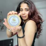 Ashvini Jegathesan Instagram - Brightening body scrub made from pure salt mixed with natural tamarind . This gentle body scrub helps to lighten the skin tone . Creates a great fragrance, refreshes the body and skin and brighten the skin naturally 💯✨ Dm @belovedskincare.my for further details and check them out for more skincare products !