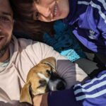 Asia Ortega Instagram – ✨CHILLIN✨ a llegado a casa para llenar corazones. Kayser ya vive con su hermana🐾 y nosotros @adrybilly junto la hija adoptiva 🤍 más guapa
#adopta #adoptanocompres