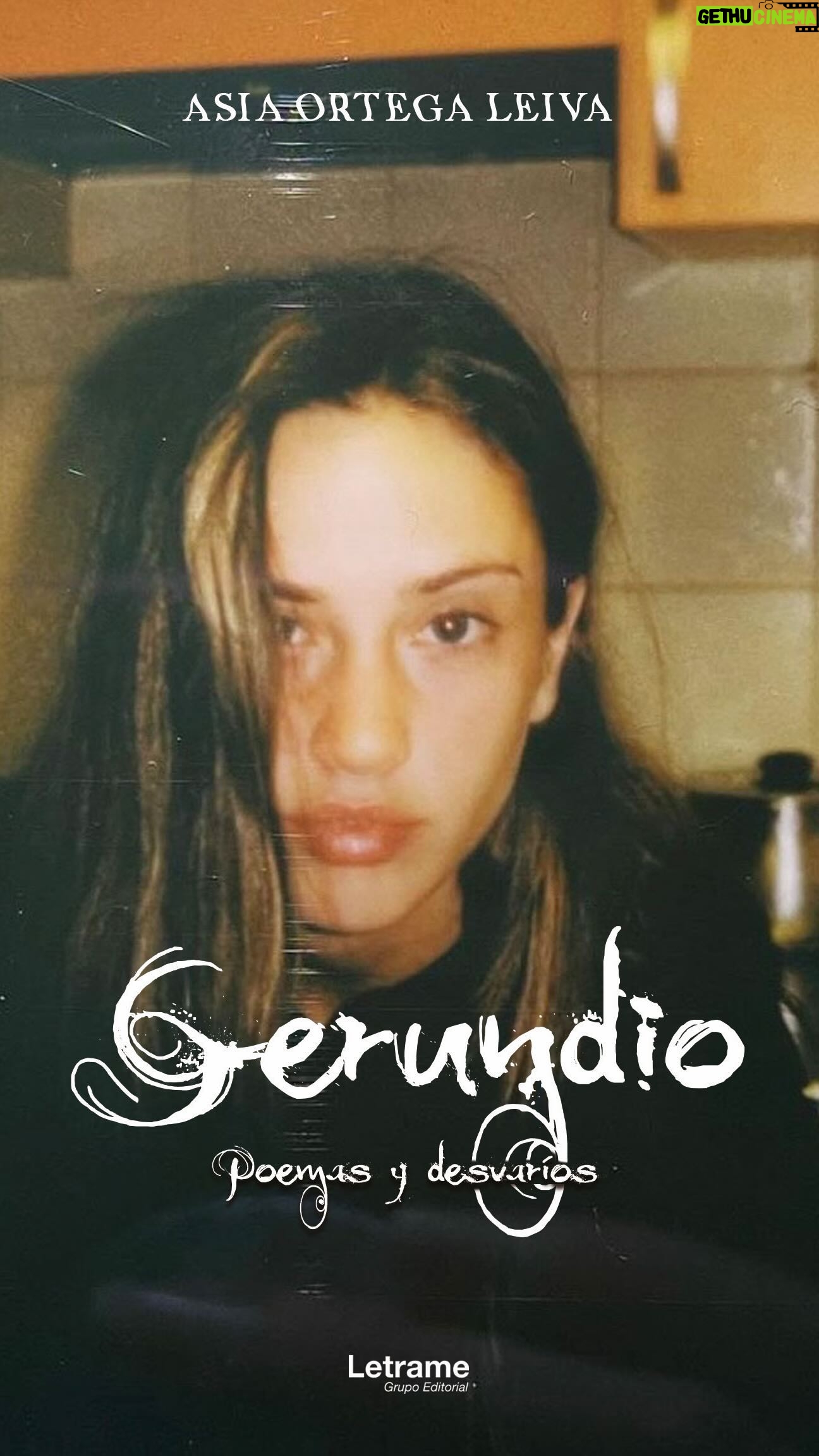 Asia Ortega Instagram - 🌹📖23 de Abril📖🌹 GERUNDIO “Poemas y DesvarĂos” & @rosistirem #gerundiopoemasydesvarios Mañana por Sant Jordi estaremos en 4 ubicaciones de Barcelona, con 250 ejemplares del libro fĂsico. Passeig de GrĂ cia y Rambla Cataluña: -Provença/Mallorca n°25 -AragĂł/Consell de Cent n°25 -Rambla Catalunya n°31 y n°58 Este Sant Jordi regala cultura, rosa y libro todo de una. Tenemos dos propuestas para los bolsillos enamorados, una más econĂłmica y otra con un estilo mas elaborado. Gracias por formar parte de una tradiciĂłn que apoya el Amor y la Cultura. Nos vemos entre lineas, soñar con la lectura hace viajar sin pasaporte. 🌹📖23 d’Abril📖🌹 GERUNDIO “Poemas y DesvarĂos” & @ rosistirem DemĂ per Sant Jordi estarem a 4 ubicaciĂłns de Barcelona, amb 250 exemplars del llibre fĂsic. Passeig de GrĂ cia y Rambla Cataluña: -Provença/Mallorca n°25 -AragĂł/Consell de Cent n°25 -Rambla Catalunya n°31 y n°58 Aquest Sant Jordi regala cultura, rosa i llibre tot d’una. Tenim dues propostes per a butxaques enamorades, una mes econĂłmica i una altre amb un estil mes elaborat. Gracies per formar part d’una tradiciĂł que dona suport a l’Amor i la Cultura. Ens trobem entre linies, somiar amb la lectura es viatjar sense passaport.