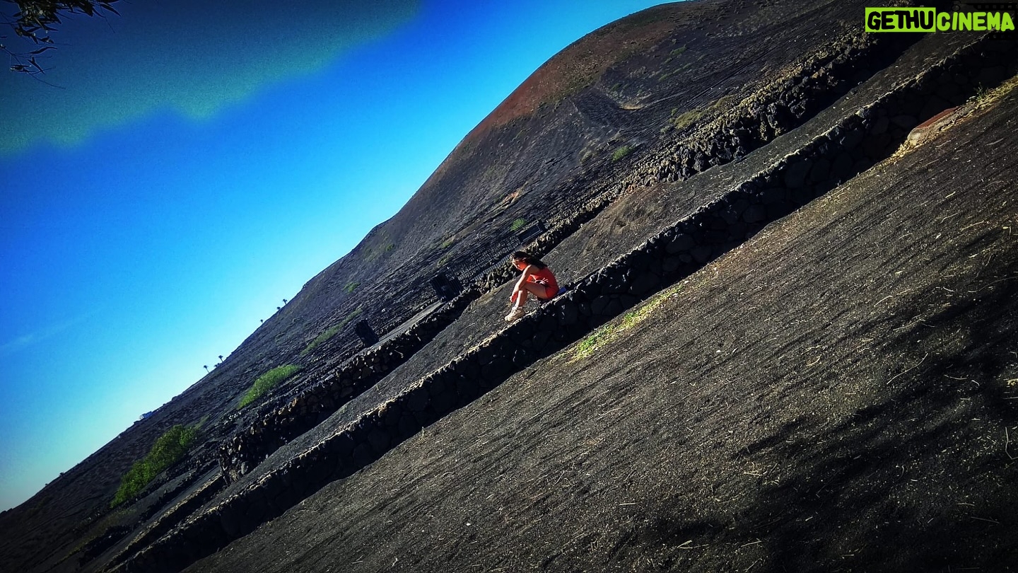 Asia Ortega Instagram - ๐ฅEntre ๐ volcanes y ๐ gerias