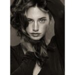 Asia Ortega Instagram – Asia Ortega Leiva @asiaortegaleiva 
Fotografía @mantrana 
Representante @naratalent
#BOOK #retrato #portrait #actress #actriz #headshot