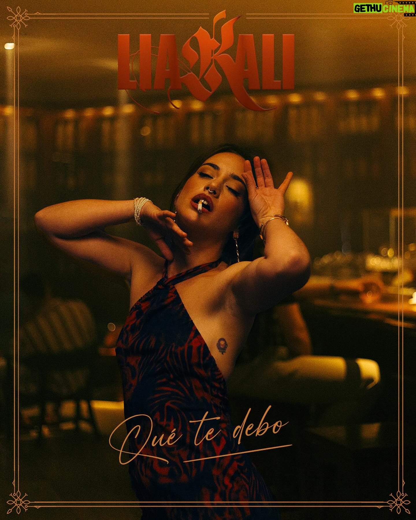 Asia Ortega Instagram - ❤️🔥🎙️Mi Hermanaza @lia.kali_ ft. @toni_anzis 🎙️❤️🔥saca este pedazo de tema mañana a las 21h. Es una gozada trabajar con lxs que más quieres y verles crecer. Gracias por contar conmigo para interpretar a “Ambición”. Equipazo de 🎬 @terralstudio 💄 @anapaolamend 📷 @martininkk ✨ @kevin_lisbona @apolnothing @sergiogaibazzi @omarbentaleb_ y más gente bella.