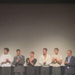 Aslı İnandık Instagram – Oyuncusu olmaktan mutluluk duyduğum #IstanbulTrilogy bugünden itibaren Netflix Italya’da yayında! ❤️ Yazıp yöneten, üstüne dün orada tüm salonu kıkır kıkır güldürüp bir de mendillerce ağlatan @ferzanozpetek ‘e , Funda’yı bana emanet ettiği için teşekkür ederim. Dün geceyi ise ben anlatmayayım, fotoğraflar anlatsın ha 🥲🧠 #reklam