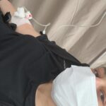 Aslı İnandık Instagram - Bu haftanın gideri vardı -son fotoğrafa kadar- 🌹Neyse ki artık 35 yaşımda, iyi günlerimi saymaya başlayıp, kötü olduğum günlerden baya fazla olduğunu farkedebilmeyi öğrendim. Gün içinde bi iki kahkaha attıysam, bi de birkaç kişiyi güldürdüysem okey gibi ya hayat. Daha fazlasını beklemiyorum. (Kredi kartı ekstrem bunu beğendi 👍🏻)