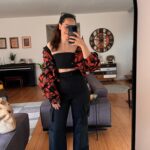 Aslı İnandık Instagram - Aynı gün Arkada Yaylılar Çalıyor’u kutlayıp, ardından İstanbul Film Festivali’ni açtık. Bu haftadan yeterli verimi ben aldım, ben bu haftada razıyam, şimdi sırada festivalde merak ettiğim filmleri görmek var. 🍓 #reklam