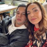 Aslı Mavitan Instagram - Acısıyla, tatlısıyla koca bir sezonu daha geride bıraktık, bizi yalnız bırakmayan tüm izleyicilerimize ve yayında ve yapımda emeği geçen herkese canım hocalarım @serkanbirinci @nesekelsoy ‘a çok teşekkür ediyorum 🙏🏻 3. Sezon finalimiz bu akşam 20:00’de @atvturkiye ‘de. 4. sezonda bakalım Ayla’cım seni neler bekliyor olacak, bizi özleyiiin ☺️🙏🏻 #ayla #kardeşlerim #sezonfinali