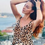 Aslı Mavitan Instagram - Repo day in @mug.istanbul 🌿 📸taken by @irem_alkan_