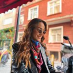 Aslı Mavitan Instagram - Pozitif miyiz ☀️☀️☀️