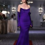 Aslı Mavitan Instagram - Ayla 💜 📸 @ferhatsirinn Styling @aysegul_hsnoglu Saç @dalllmustafa Makyaj @gulerurkl @kardeslerim @ngmediatv @atvturkiye #kardeşlerim #mezuniyetbalosu
