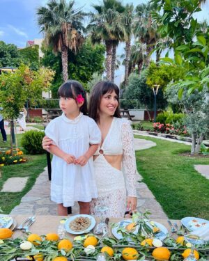 Aslı Tandoğan Instagram - 💛 🤍