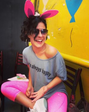 Aslı Altaylar Instagram - #imalwayshappy ✌🏻
