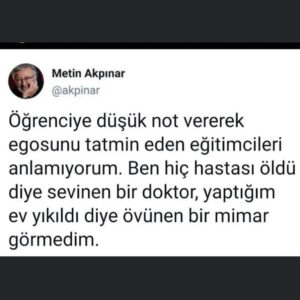 Aslı Aybars Instagram - Kendini bilen hocaları tenzi ederek söylüyorum yanlış anlaşılma olmasın lütfen 📚