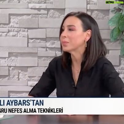 Aslı Aybars - 203 Likes - Hayatla bizi bağlayan tek bağ olan nefesle aran nasıl ?
Nasıl nefes alıyorsun?
Doğru nefes almak nedir?
Ve nefes neden bu kadar önemli?
Eğer tüm soruların cevaplarını bilimsel olarak ve pratikleriyle anlamak, öğrenmek ve pratik etmek istersen bana ulaşabilirsin 🙌