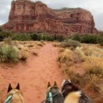 Aspen Ladd Instagram - Soon to be back to your regularly scheduled fight/ training content. BUT check out these epic views first. The pups and I had to check out these famous rocks 🪨 before the 14 hour drive home 😩