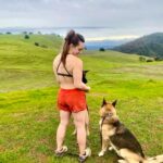 Aspen Ladd Instagram - Flat tires , looking for a lost malinois ( not mine !!!) , 10 miles and a real good day 🙂👹🐕🏃‍♀️