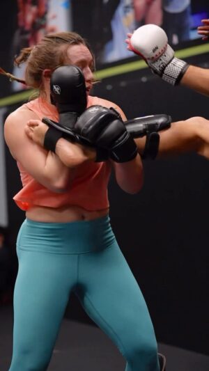 Aspen Ladd Instagram - The ladies were killing it tonight!

I have so many raw clips like this. Hope to have the time soon to put a short video together. 🙂