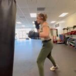 Aspen Ladd Instagram – A little light technique with coach @undergroundlabfc this fine Monday morning 👊🏻 

#pfl #pflmma #womenwhofight #wmma