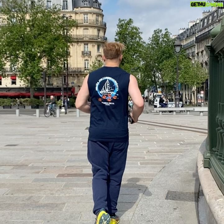 Aspen Ladd - 1.4K Likes - Images of todayβs running tour of #paris with @shealorladd ( 9 miles) π«π·π plus all kinds of neat artisanal flea markets and random gargoyles