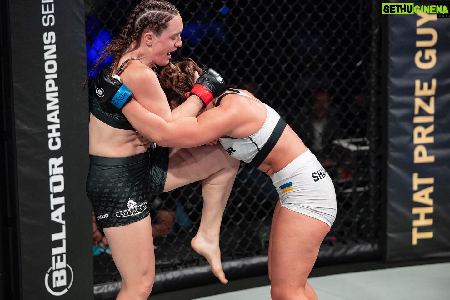 Aspen Ladd Instagram - The very definition of a MMA fight 👊🏻 gotta be ready in all aspects with the cardio to back it @bellatormma @pflmma