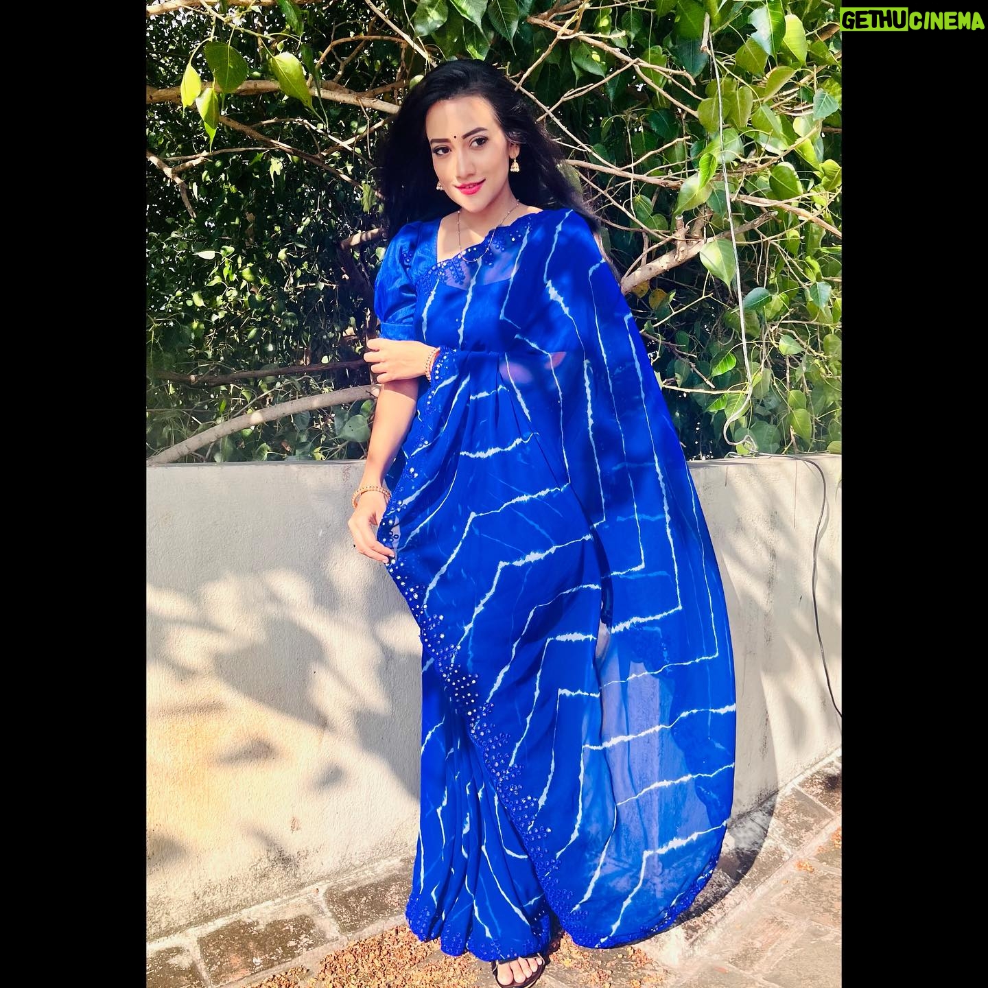 Asritha P Instagram - . Iām not forcing anything with anyone VALUE ME OR MISS ME š . Saree @srisaicollections9 Blouse @abarnasundarramanclothing Mua @ash_makeupempire . #asrithasreedasofficial #vijaytelevision #actress #model #saree #traditional #collaboration