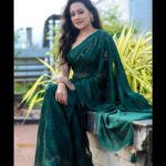 Asritha P Instagram - Pc @satz.photography Mua @ash_makeupempire Blouse @abarnasundarramanclothing Saree @srisai_13 (srisaicollections9) . #asrithasreedas #actress #saree #traditional #vijaytelevision