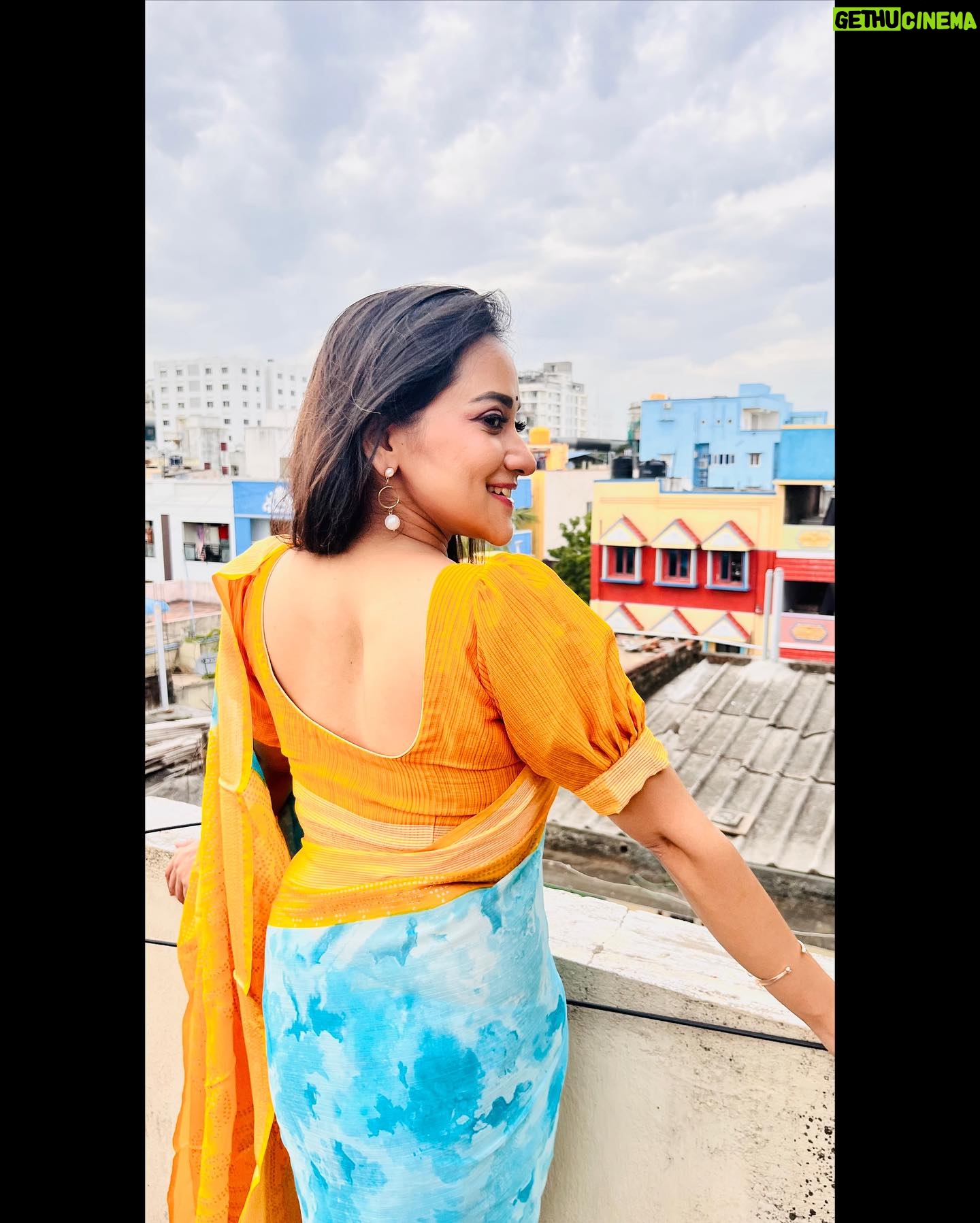 Asritha P Instagram - Saree @srisaicollections9 Blouse @abarnasundarramanclothing Mua @ash_makeupempire . #asrithasreedasofficial #saree #traditional #vijaytelevision #actress