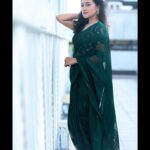 Asritha P Instagram - Pc @satz.photography Mua @ash_makeupempire Blouse @abarnasundarramanclothing Saree @srisai_13 (srisaicollections9) . #asrithasreedas #actress #saree #traditional #vijaytelevision