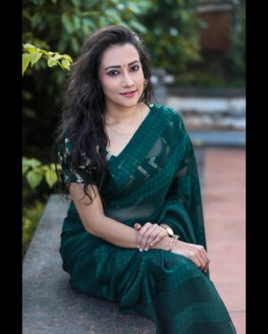 Asritha P Instagram - Pc @satz.photography 
Mua @ash_makeupempire 
Blouse @abarnasundarramanclothing 
Saree @srisai_13 (srisaicollections9)
.
#asrithasreedas #actress #saree #traditional #vijaytelevision
