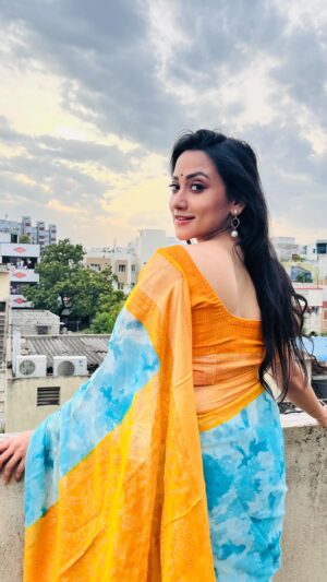 Asritha P Instagram - Saree @srisaicollections9 
Blouse @abarnasundarramanclothing 
Mua @ash_makeupempire 
.
#asrithasreedasofficial #vijaytelevision #actress #traditional #saree