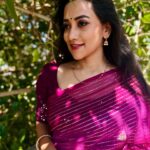 Asritha P Instagram – Saree @srisaicollections9 
Blouse @abarnasundarramanclothing 
Mua @ash_makeupempire 
.
#asrithasreedasofficial #vijaytelevision #actress #model #saree #traditional #collaboration
