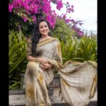 Asritha P Instagram - Pc @satz.photography Mua @ash_makeupempire Blouse @abarnasundarramanclothing Saree @srisai_13 (srisaicollections9) . #asrithasreedas #actress #saree #traditional #vijaytelevision