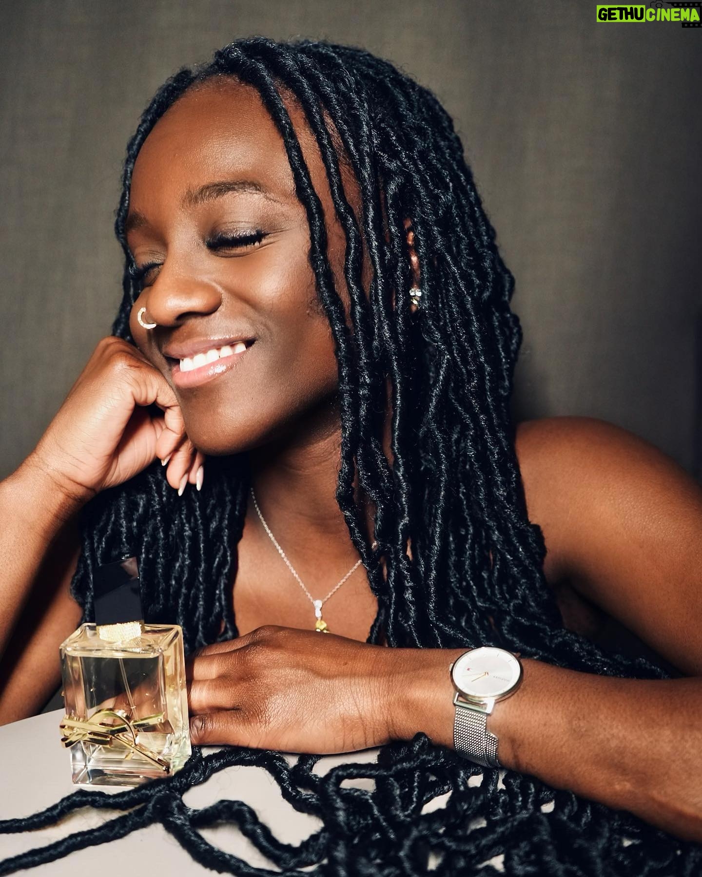 Assa Sylla - 5.5K Likes - Une nouvelle année pour être LIBRE, une femme forte et indépendante 🫶🏾
Mon parfum coup de cœur 😍
#LIBRE #YSLBEAUTY @yslbeauty
📸 @just.you_prod 💕