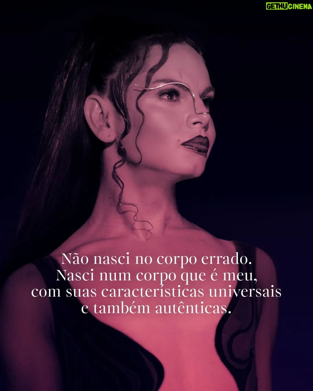 Assucena Assucena - 1.8K Likes - É uma alegria imensa compartilhar um pouco do meu universo na @VogueBrasil! Escrever minha coluna é uma experiência de imenso crescimento e conexão com vocês. Quero saber o que acharam! Espero os comentários de vcs. ✍💫 #Vogue #Colunista #disforia