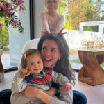 Astrid Coppens Instagram – Joey-Lee’s favoriete nieuwe liedje 🥳🦁🐘🐍🐧🐒 #dance #family #momlife