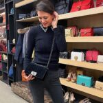 Astrid Coppens Instagram – CHANEL Giveaway Alert ✨ #advertentie Samen met @lottestephanie mag ik een prachtige Chanel tas cadeau doen aan één van mijn lieve volgers! 

1/ volg @lottestephanie en @oneandonlyastrid 
2/ schrijf een leuke comment, waarom je deze tas wil winnen en tag een vriend/in 

De winnaar heeft keuze tussen 3 Chanel items.
Wallet, roze tas ofwel een zwarte Boy 🤩

Wij maken de winnaars 27 december bekend! 
Good luck 🍀 proficiat aan @ellencallant & @lieselottesonck 
#giveaway #lottelouise #preowned #knokke #chanel #chanelboy #chanelwallet