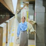 Asuka Kawazu Instagram – ⁡
cancam3月号発売になりました🫧
⁡
日常もおしゃれもお仕事服も
楽しくなるページがたくさん、、！
どのカットが選ばれるかわくわくでした。
⁡電車の風に吹かれて笑い転げながら
撮影しておりました☺️笑
⁡今回の企画でチアフルカラーを知り
明るく陽気な、元気の出るカラーということでした♡
⁡
チアフルカラーで明るくしゅわっとした
春を迎えられそう🐤
⁡
お手に取って下さりますように！
⁡
⁡
⁡
⁡
⁡
⁡