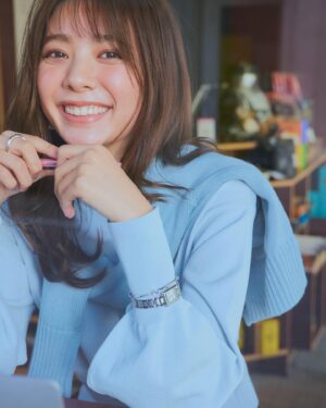 Asuka Kawazu Instagram - ⁡
cancam3月号発売になりました🫧
⁡
日常もおしゃれもお仕事服も
楽しくなるページがたくさん、、！
どのカットが選ばれるかわくわくでした。
⁡電車の風に吹かれて笑い転げながら
撮影しておりました☺️笑
⁡今回の企画でチアフルカラーを知り
明るく陽気な、元気の出るカラーということでした♡
⁡
チアフルカラーで明るくしゅわっとした
春を迎えられそう🐤
⁡
お手に取って下さりますように！
⁡
⁡
⁡
⁡
⁡
⁡