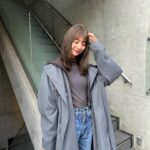 Asuka Kawazu Instagram - 今夜22:00~SugarSugarHoney その後23:16~ブラックガールズトーク観てね☺︎ ゆらちゃんがお誕生日にくれた嬉しい👜