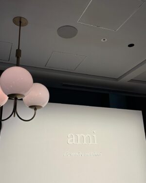 Asuka Kawazu Instagram - @amiparis 🖤
#amiparis
#AmiFW23 #pr