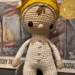 Athena Karkanis Instagram - I picked up a new hobby over the last couple of months and now I’m mad for it! #crochetaddict Thanks so much @thewoobles for getting me started with your adorable beginner kits and helpful tutorials (I still look for you first when I come across a stitch I haven’t learned. @carlamitrani Muchísimas gracias por la inspiración! No sabía que yo era una aficionada del crochet pero cuando vi tu “Max” (un libro que estaba leyendo casi todos los días con mi hijo) me dije a mi misma, “tengo que aprender!” Tengo muchas ganas de hacer otras de tus muñecas maravillosas. Las próximas son…Mary Poppins y Frida Kahlo para mi hija (una fanática de las dos) #crocheticonicwomen
