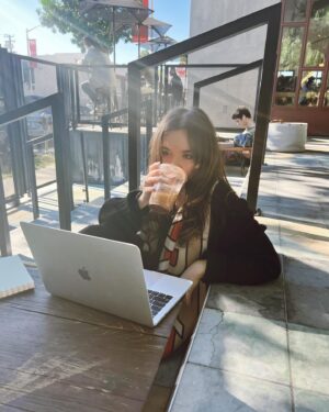 Aubrey K. Miller Instagram - The process of writing a TV pilot 👩🏻‍💻