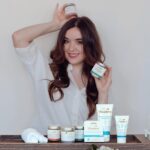 Aubrey K. Miller Instagram – I don’t gatekeep! @waxelene is a holy grail beauty product for me. It’s certified cruelty-free by PETA and Leaping Bunny, petroleum-free, organic, recyclable & hypoallergenic, making it a standout alternative for petroleum jelly, which has SO many harmful properties. It’s FAST acting, which has made everyone I’ve shared it with on set immediately purchase the largest bottle they could find haha. I truly can’t say enough about how much I love and use this product on the daily so now you’ll just have to try it for yourself. Thank you Waxelene 💛🩵

#Waxelene #crultyfree #skincare
