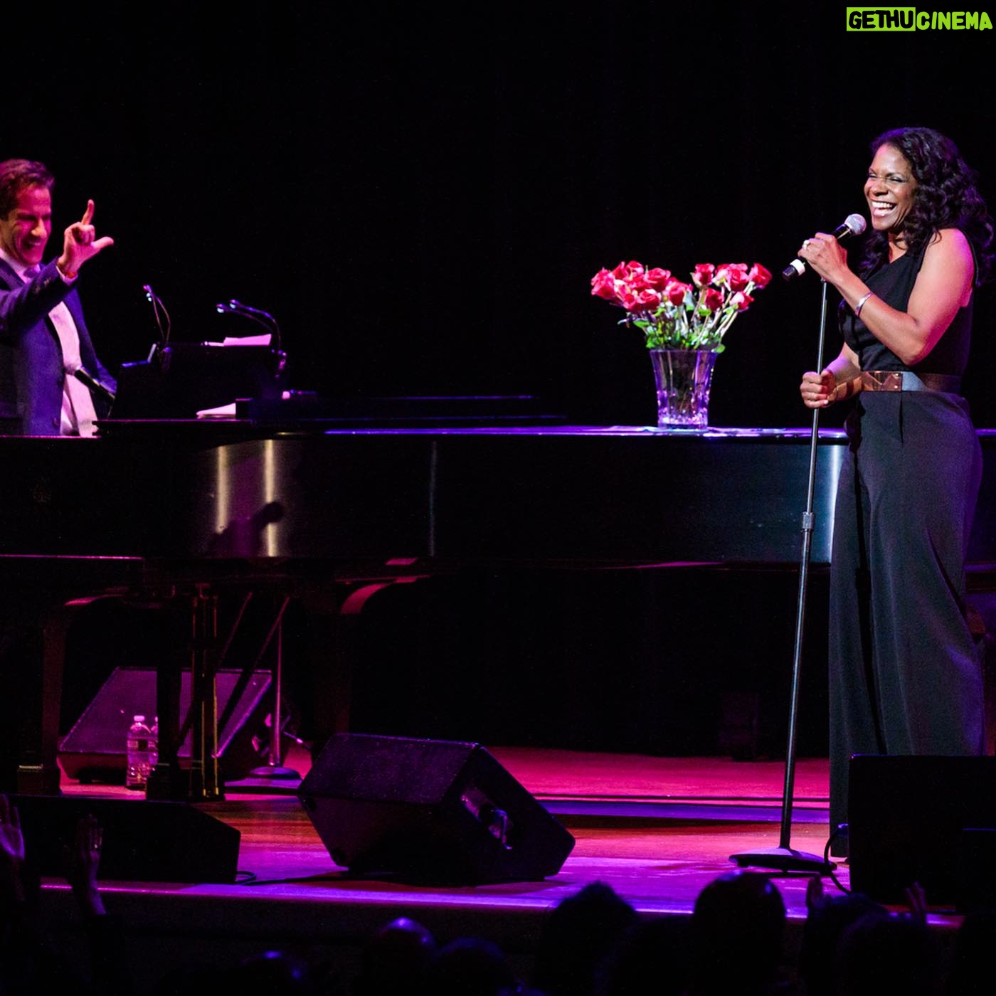 Audra McDonald Instagram - Hey P-Town! So excited to be heading back your way next week! I have no idea what @sethrudetsky will make me chat about or sing. So come to the @ptownarthouse show and we can find out together?! π€·π½ββοΈππΎπ More info at link in bio.