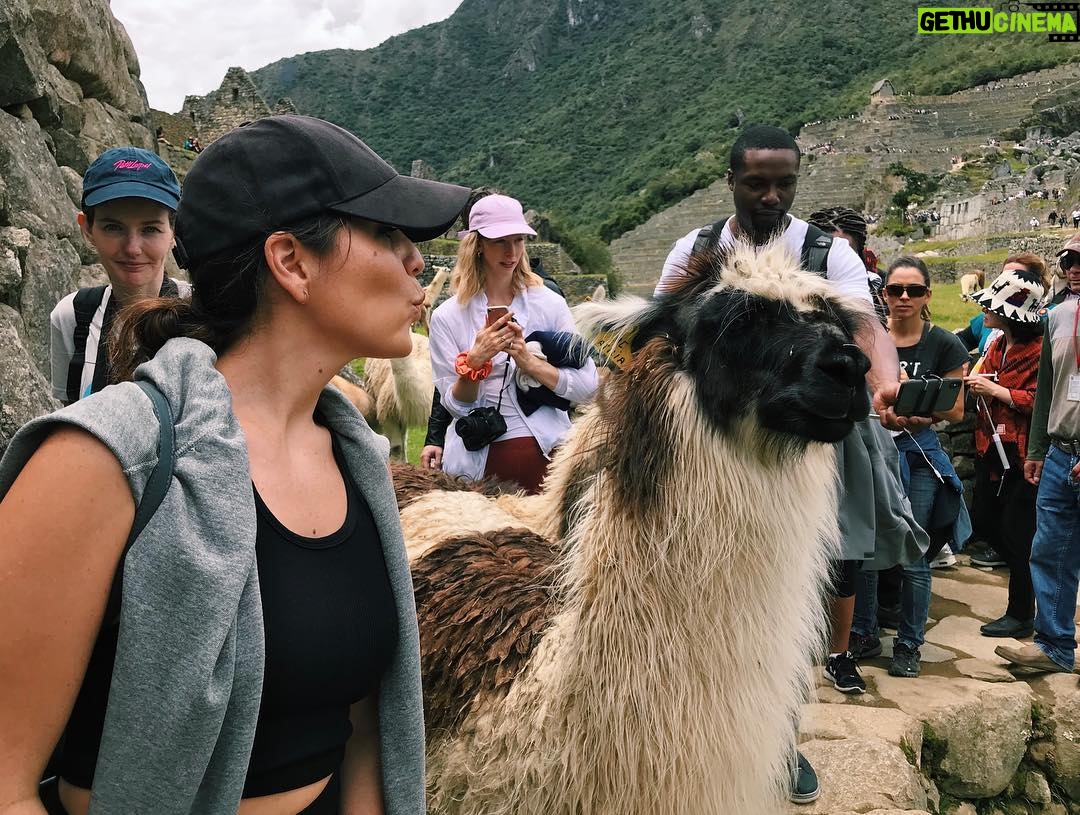 Audrey Esparza Instagram - We shot most of our FALL FINALE in Peru. We had the best time working with this fantastic team of artists. I can’t wait to go back. ¡Muchas gracias lo pasamos increíble! All new @nbcblindspot Tonight 8/7c on nbc