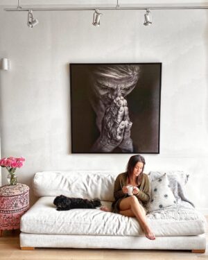 Audrey Esparza Instagram - @lee_jeffries this beautiful work of art has made our house into a home, thank you x •
•
•
Lee has a beautiful new book of his work that you can preorder on this website: https://www.wintereffects.com/lee-jeffries-portraits/92/lee-jeffries-portraits-buch?c=135