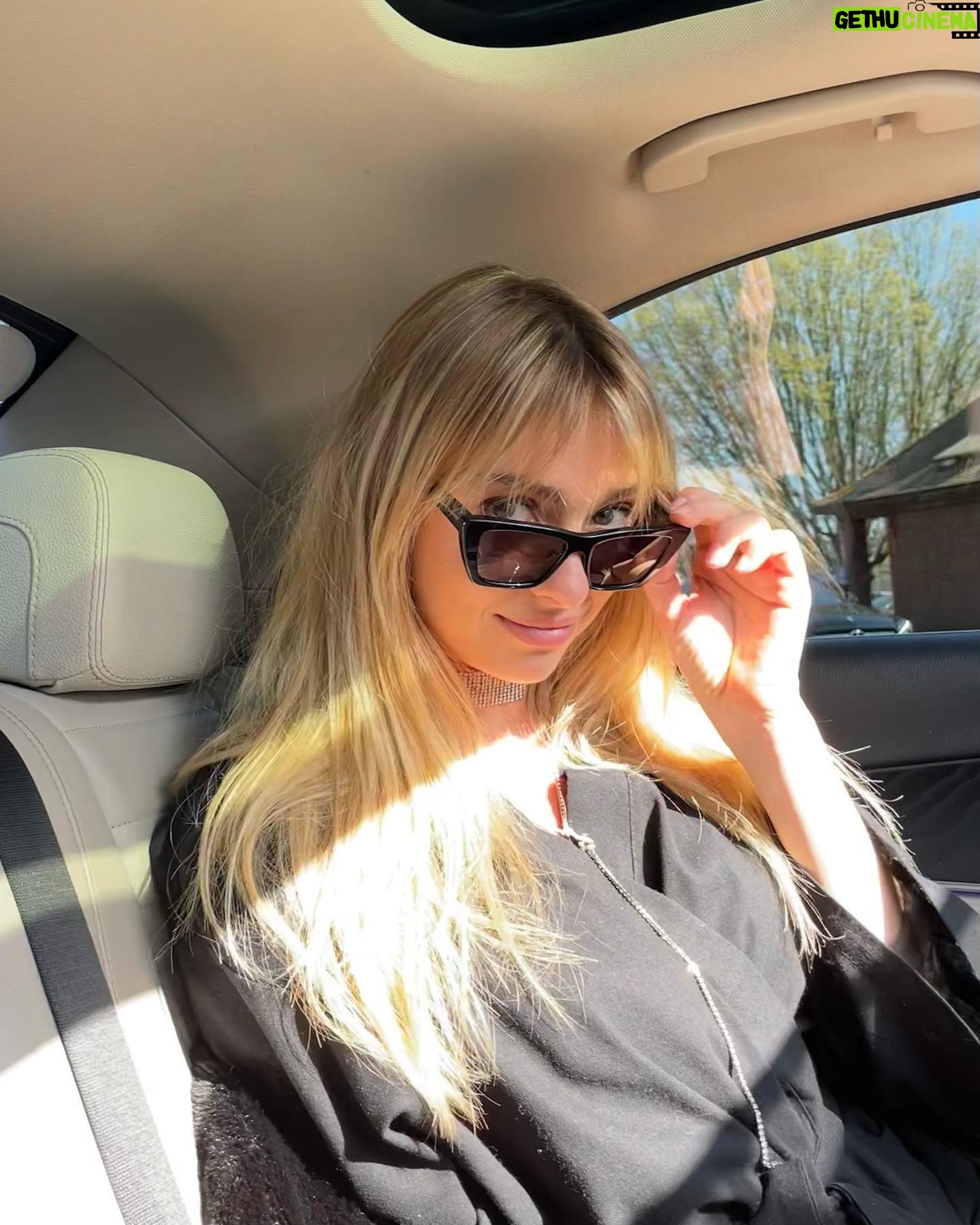 Aurélie Pons - 34.1K Likes - Quand on me dit que l’été arrive 👀