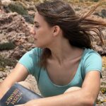 Aura Garrido Instagram – Hace dos años empezábamos @amanecepelicula y hoy llega a los cines.
Una película que a todos nos atravesó y que estábamos deseando compartir. Ojalá os guste.