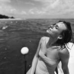 Aura Garrido Instagram - He nadado entre tortuguitas y estrellas de mar.